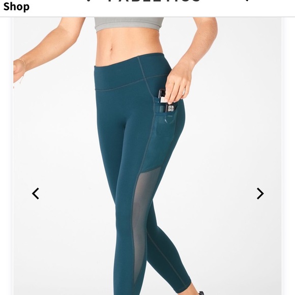 Fabletics Trinity leggings with pockets - Picture 3 of 9